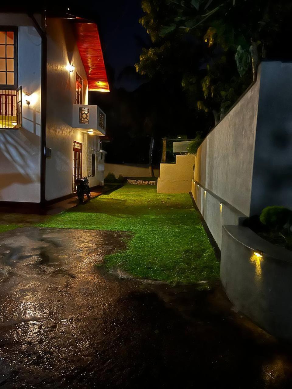 Urban Galle Villa Exterior photo